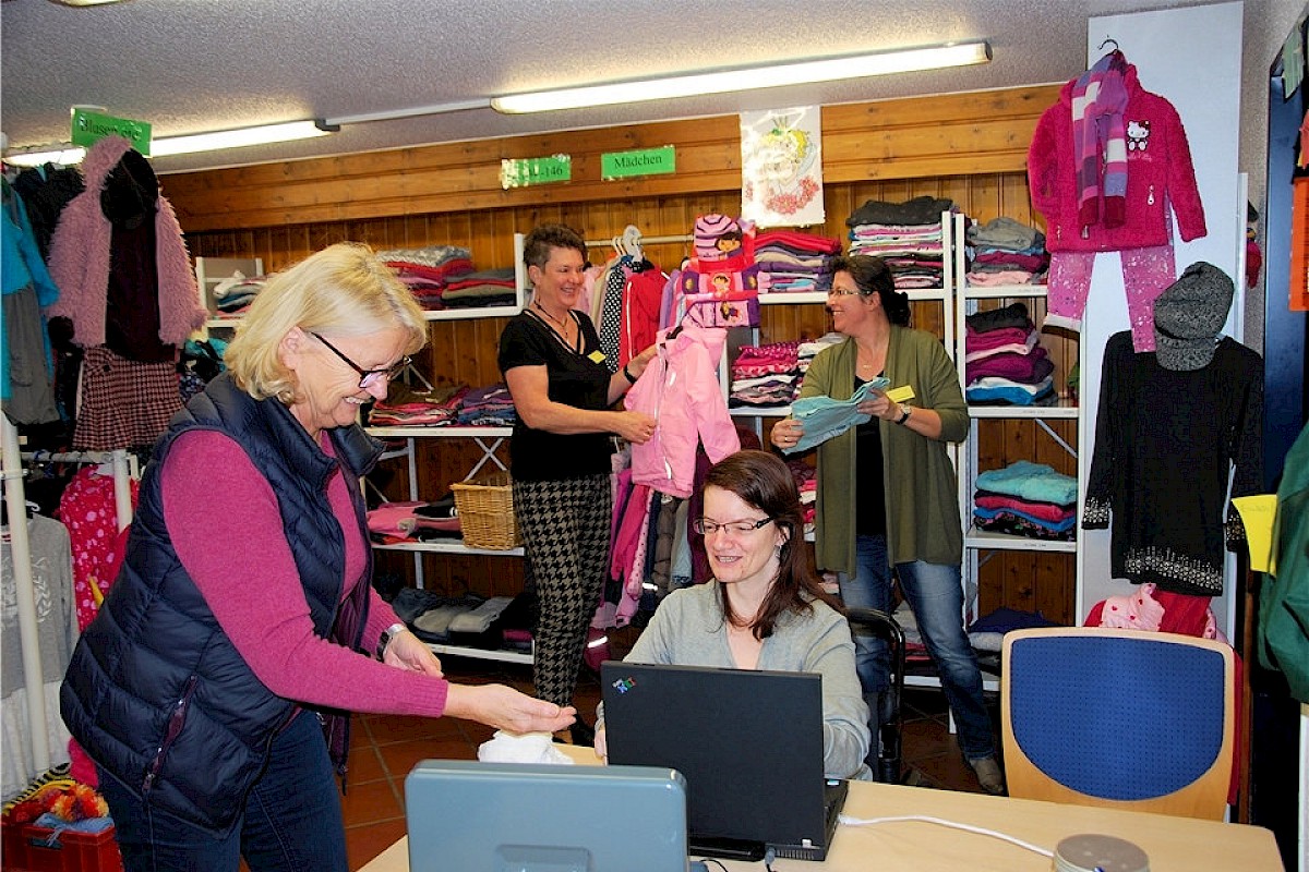 Im kommenden Jahr muss die Aktion „Gänseblümchen“ mit seinem Angebot aus dem Pfarrheim ausziehen. In der ehemaligen Ludgerusschule stehen Räume bereit. Allerdings ist das Team auf weitere Ehrenamtliche angewiesen. Foto: pd